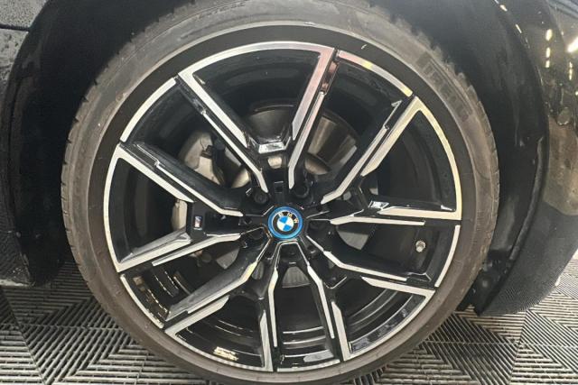 Bmw I4 image 6
