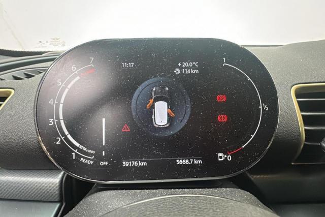 Mini Clubman image 8