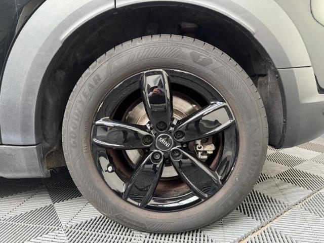 Mini Countryman image 2