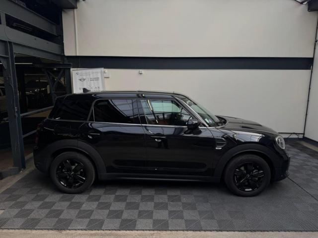 Mini Countryman image 2