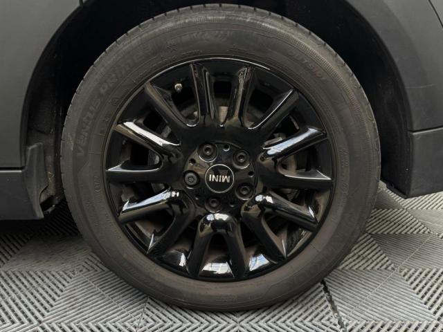 Mini 5 Portes image 1