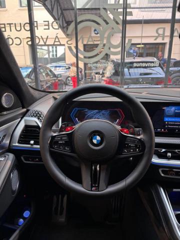Bmw Xm image 8