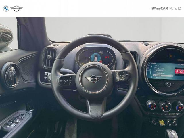 Mini Countryman image 8