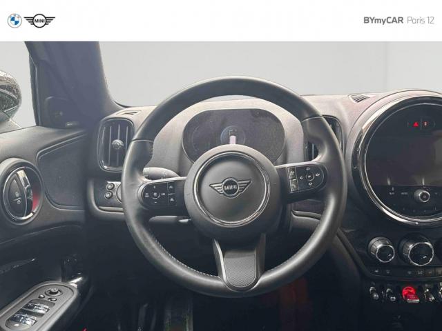 Mini Countryman image 2