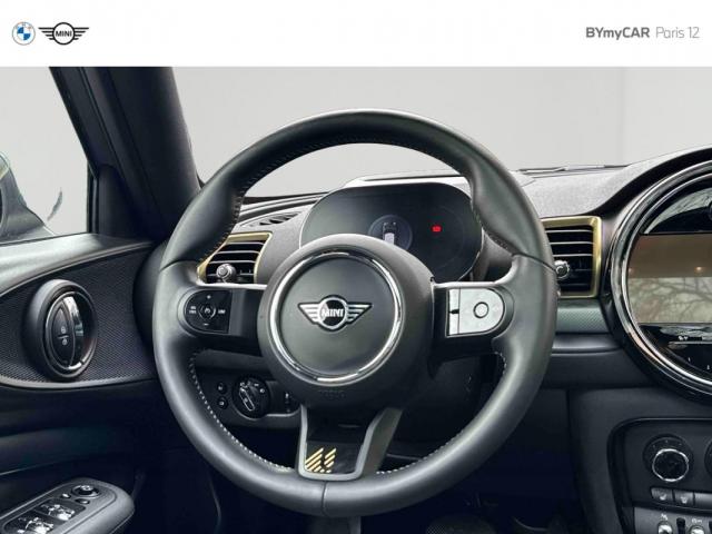 Mini Clubman image 1