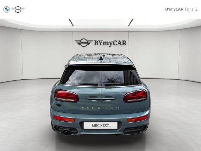 Mini Clubman image 2