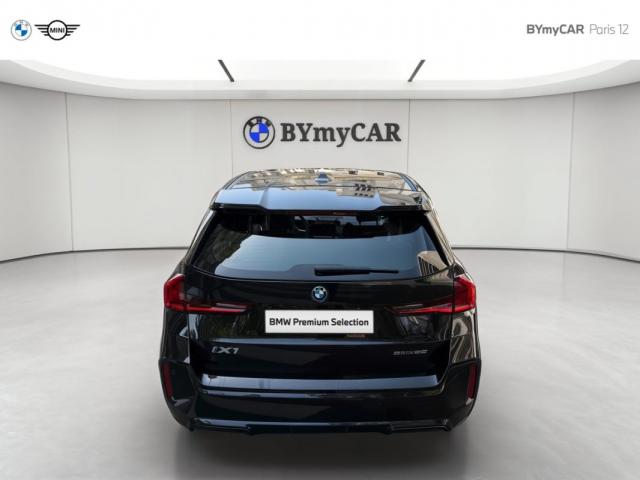 Bmw Ix1 image 3