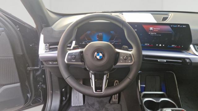Bmw X1 image 6