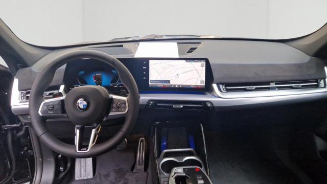Bmw X1 image 2