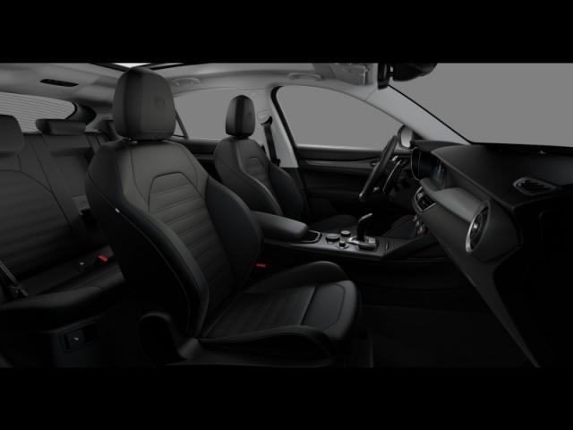 Alfa Romeo Stelvio image 4