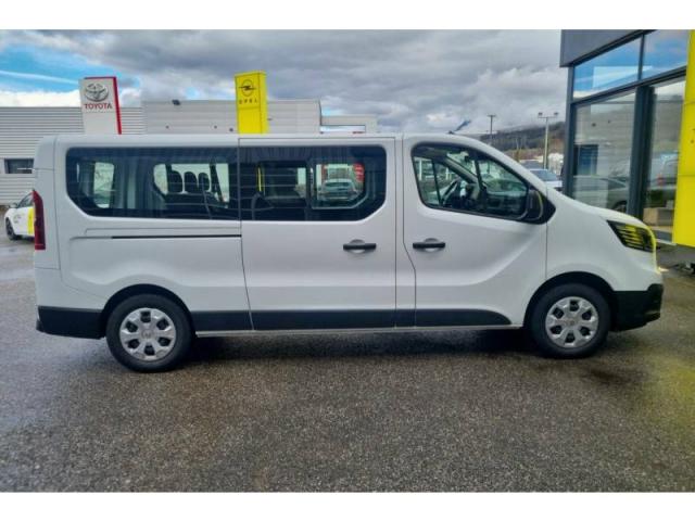 Renault Trafic image 9