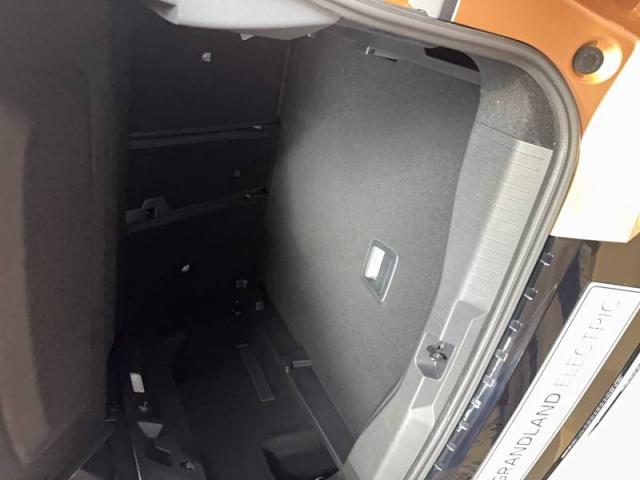 Opel Grandland image 1
