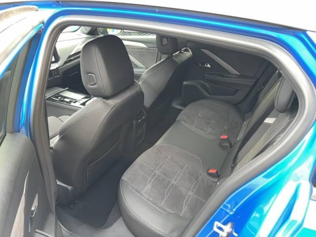 Opel Astra image 7