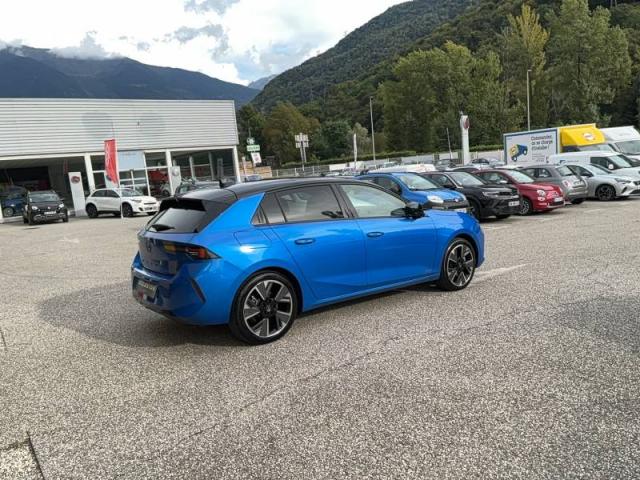 Opel Astra image 2