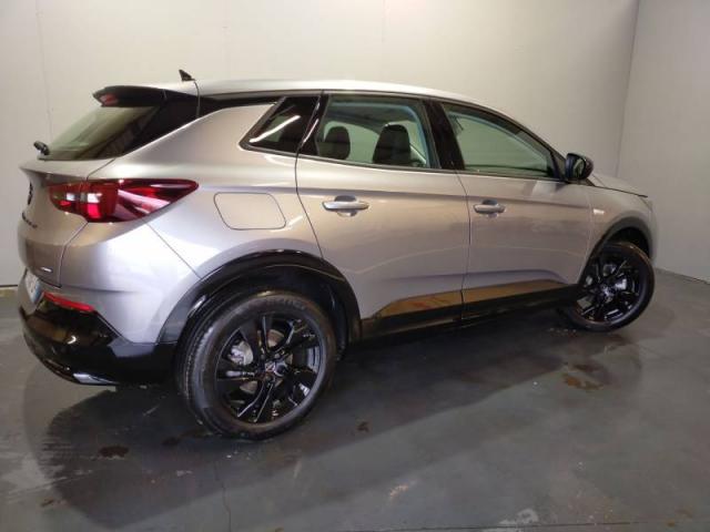 Opel Grandland image 7