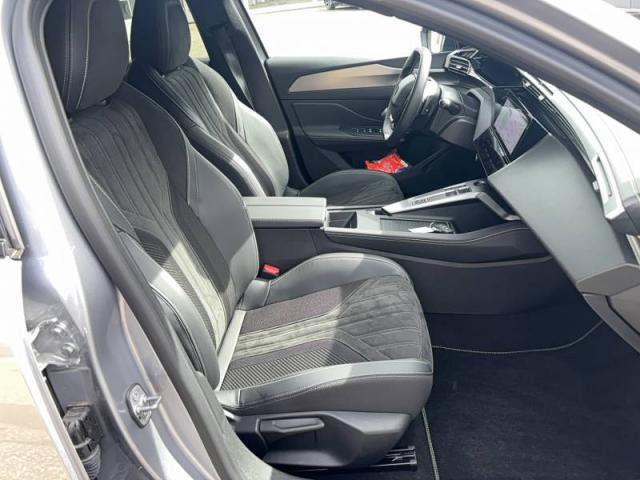 Peugeot 308 image 2