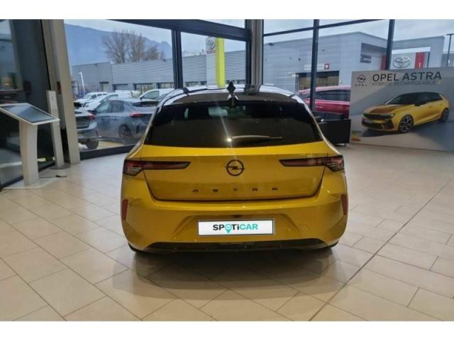 Opel Astra image 1