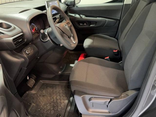 Opel Combo image 8