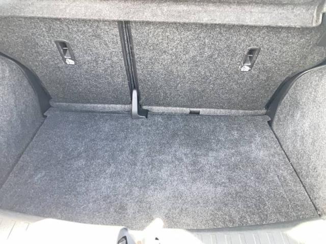 Nissan Micra image 8