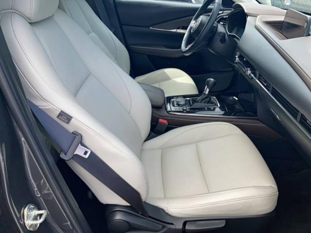 Mazda Cx-30 image 5