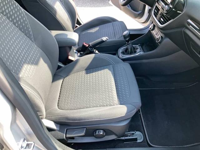 Ford Fiesta image 9