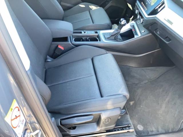 Audi Q3 image 9