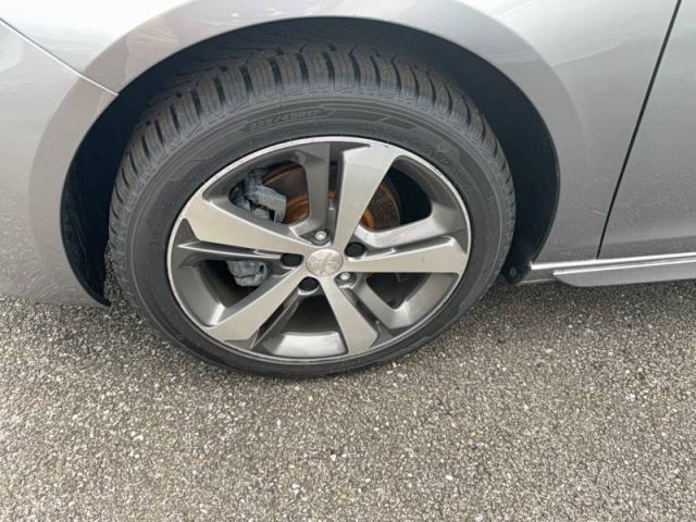 Peugeot 308 image 6