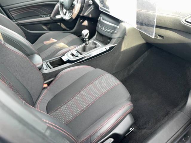 Peugeot 308 image 1
