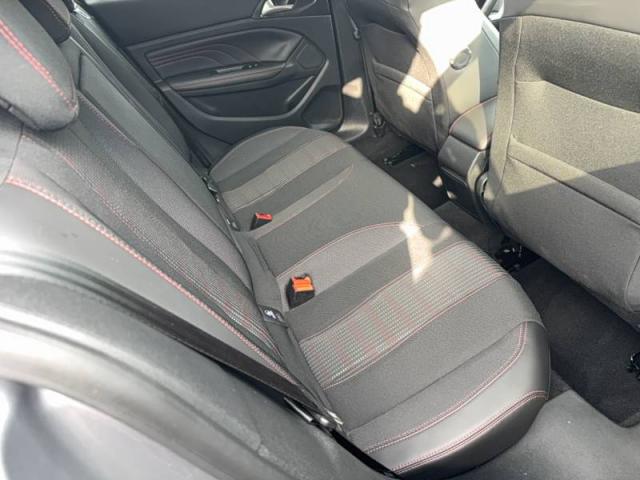 Peugeot 308 image 4