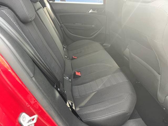 Peugeot 308 image 3
