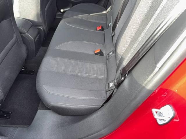 Peugeot 308 image 2