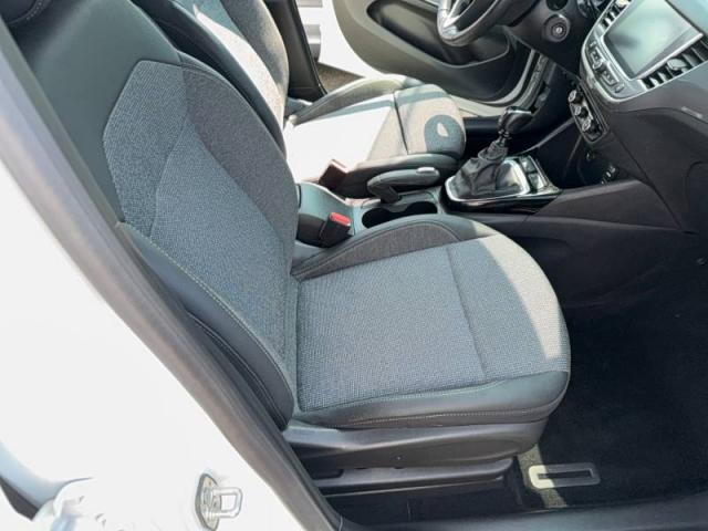 Opel Crossland image 9