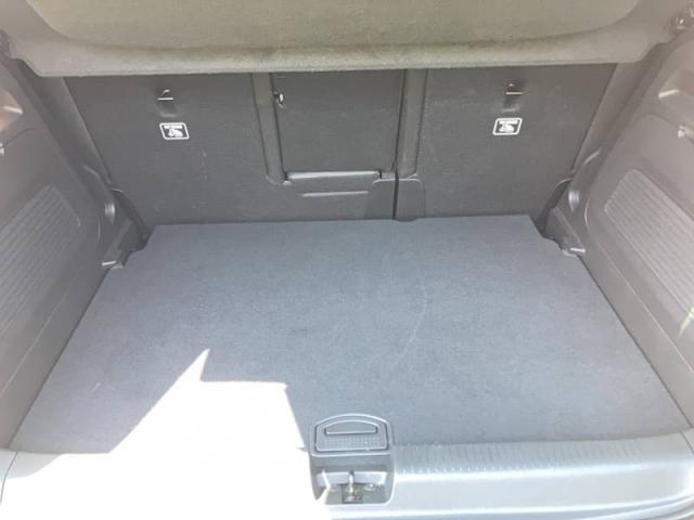 Opel Crossland image 2