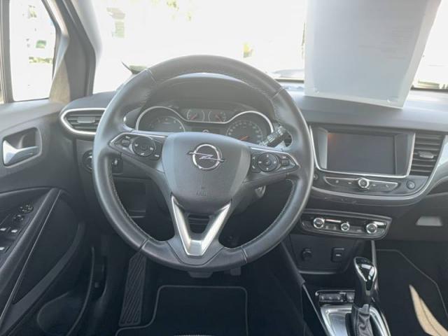 Opel Crossland image 1