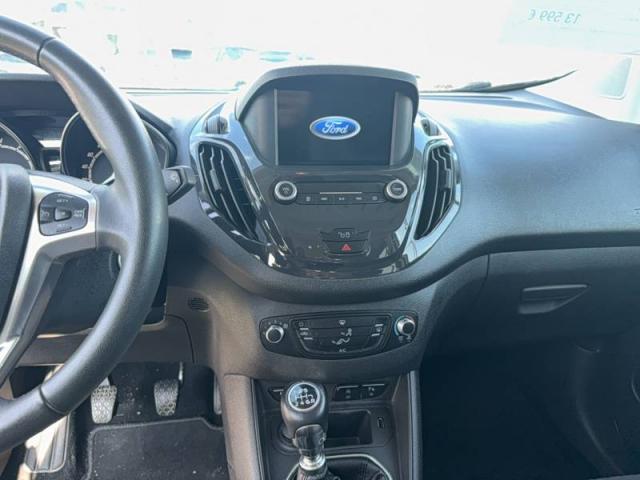 Ford Tourneo image 2