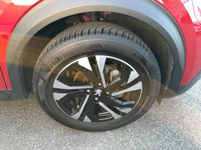 Peugeot 2008 image 3