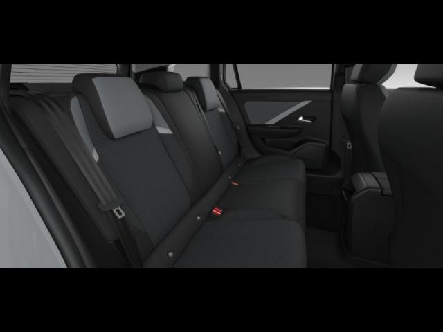 Opel Astra image 6