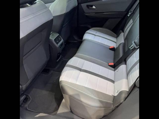 Opel Grandland image 8