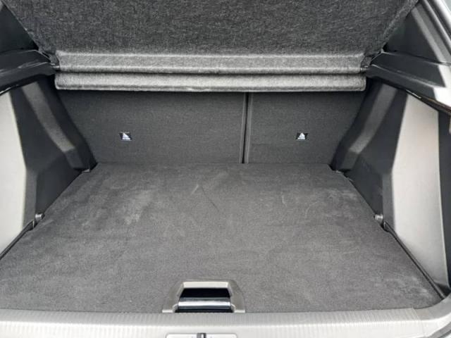 Peugeot 2008 image 7