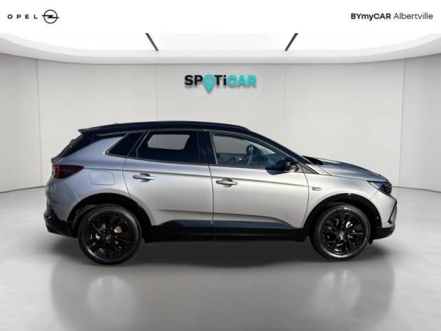 Opel Grandland image 2