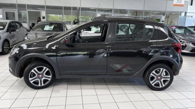 Dacia Sandero image 1