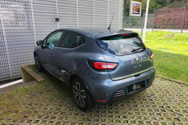 Renault Clio image 2