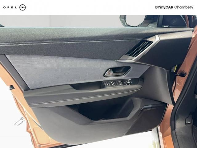 Opel Grandland image 2