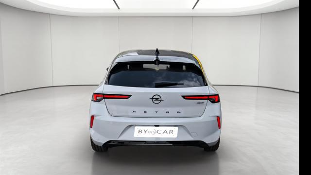 Opel Astra image 4