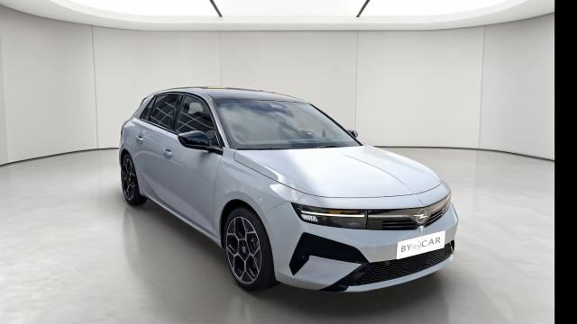 Opel Astra image 2