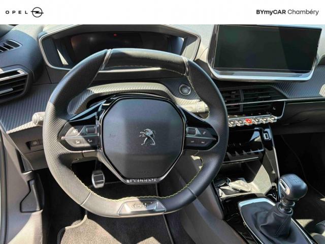 Peugeot 2008 image 3