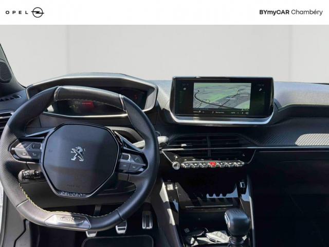 Peugeot 2008 image 1