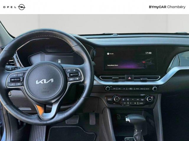 Kia Niro image 9