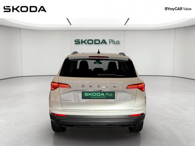 Skoda Karoq image 8