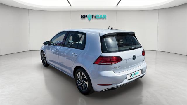 Volkswagen Golf image 8